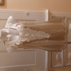 B'leev sleeveless elaborate trimmed top Sz L